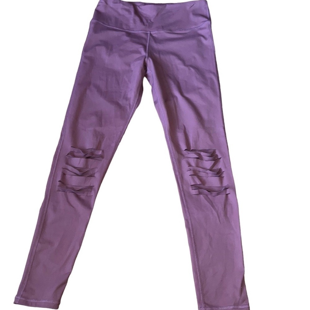 Urban Daizy women’s mauve leggings with slashed design at the knee Size Large